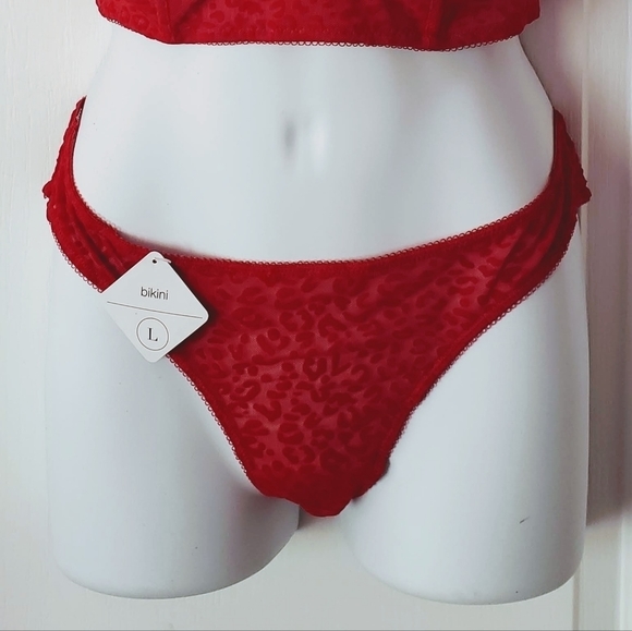 Rene Rofe Balconette and Panty Set Red 36C - Picture 3 of 7